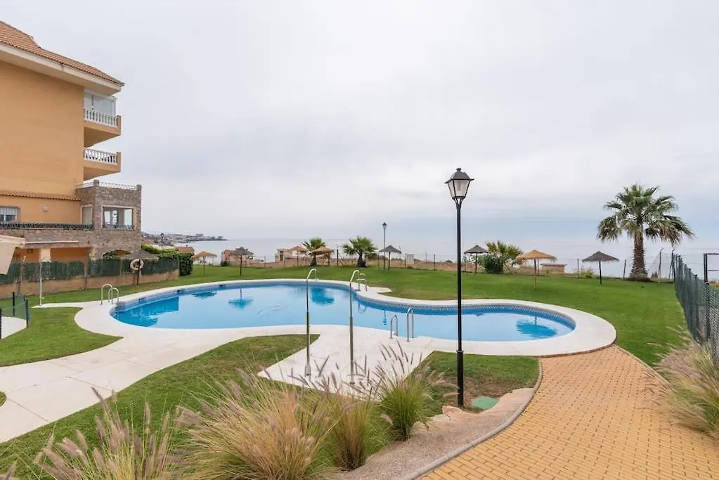 Cozy Apartment Close To The Beach + Free Parking Fuengirola