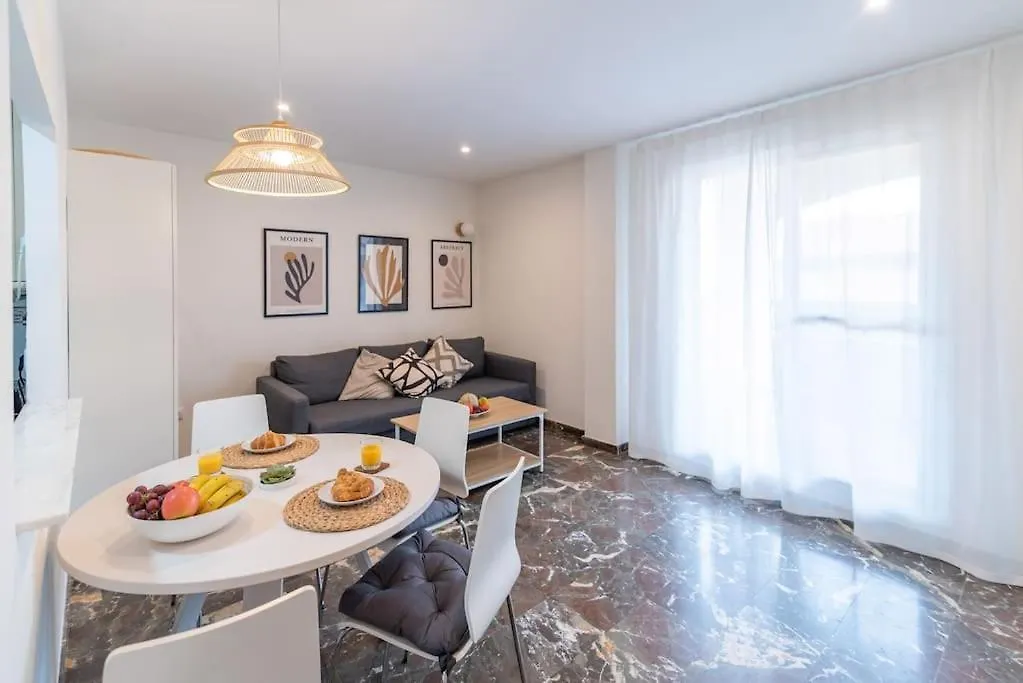 Cozy Apartment Close To The Beach + Free Parking Fuengirola