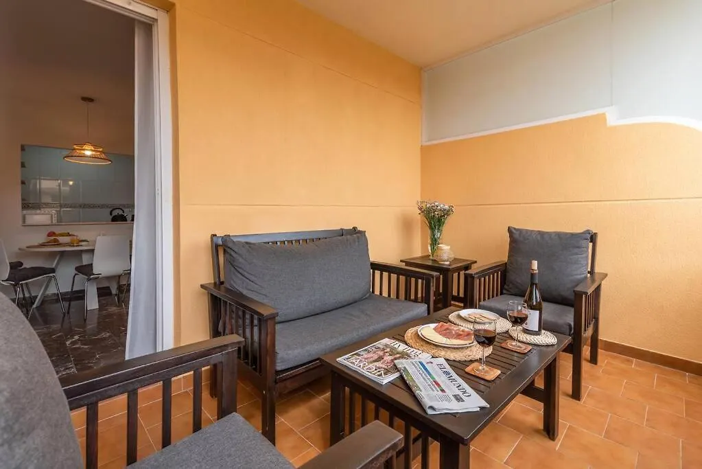 Cozy Apartment Close To The Beach + Free Parking Fuengirola