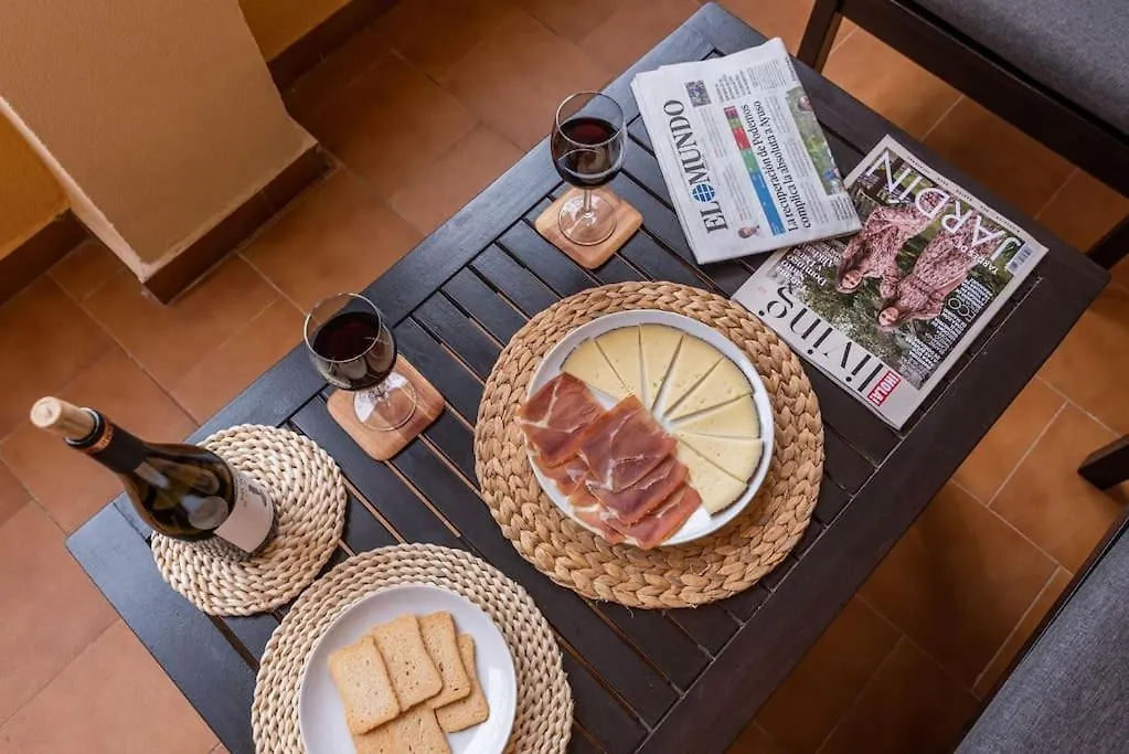Cozy Apartment Close To The Beach + Free Parking Fuengirola